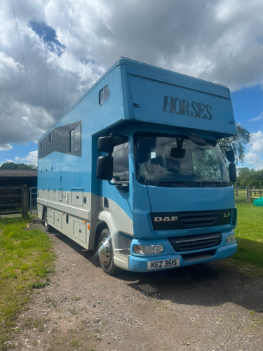 12t Daf 3 Horse / 4 Pony with clean modern living