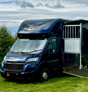 3.5 Peugeot Boxer Horsebox 