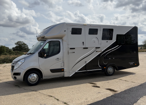 Equimark Sport Lux Plus 3.5t Horsebox 