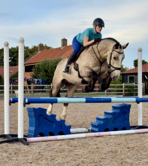 Sporty Jumping  Cob