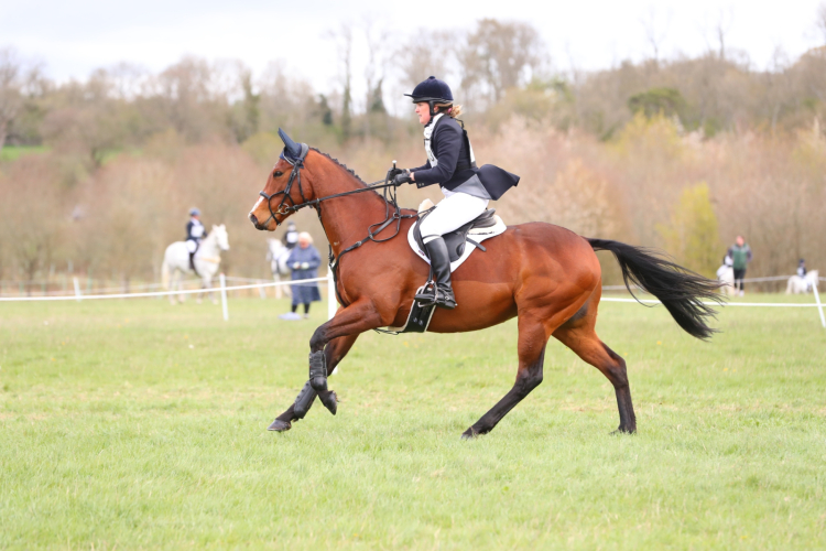 Worth his weight in gold! Super chunky all rounder: Nanny/Mummy/Daughter Share